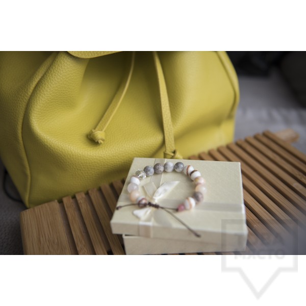 Ръчно изработена гривна Amelis - hortensia