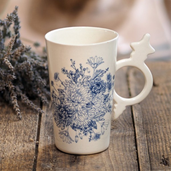 Порцеланова чаша Пролет