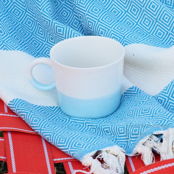 Ръчно изработена порцеланова чаша Art.E Handmade - Love Sea