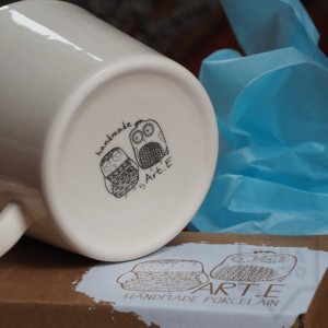 Ръчно изработена порцеланова чаша тип консерва Art.E Handmade Mama Bear 