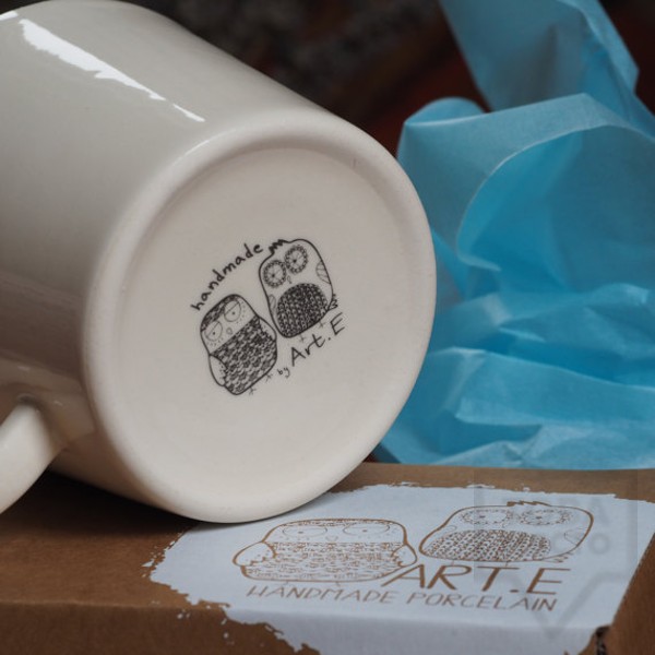 Ръчно изработена порцеланова чаша тип консерва Art.E Handmade Mama Bear