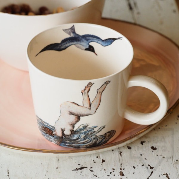 Ръчно изработена порцеланова чаша Art.E Handmade - Гмурни се