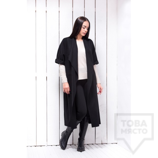 Дълго черно палто Atassa