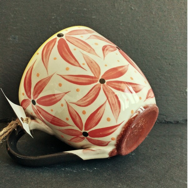 Ръчно изработена керамична чаша CeramicsS - Алени цветя