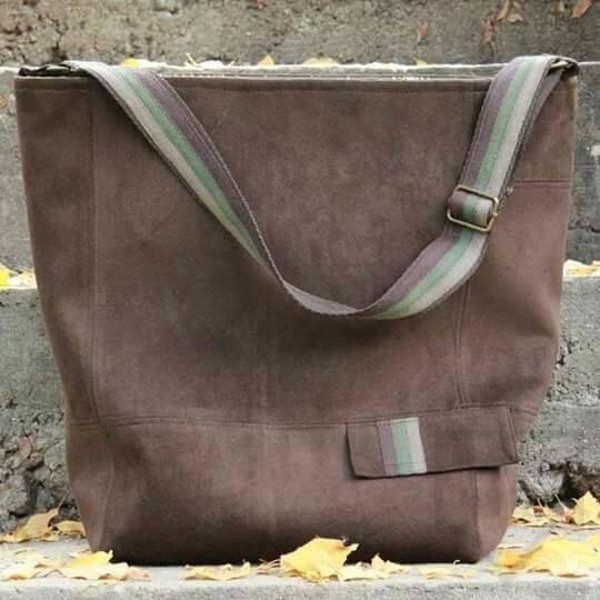 Голяма дамска чанта DARаD - coffee velvet