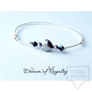 Ръчно изработена гривна талисман Dream of Royalty - silver charm