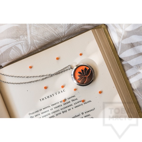 Колие Drops of emotions - лотус