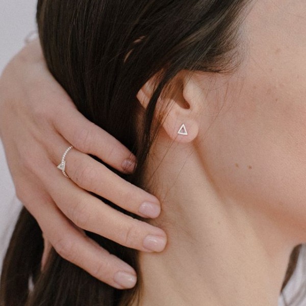 Сребърни малки обеци Feelosophy - триъгълник