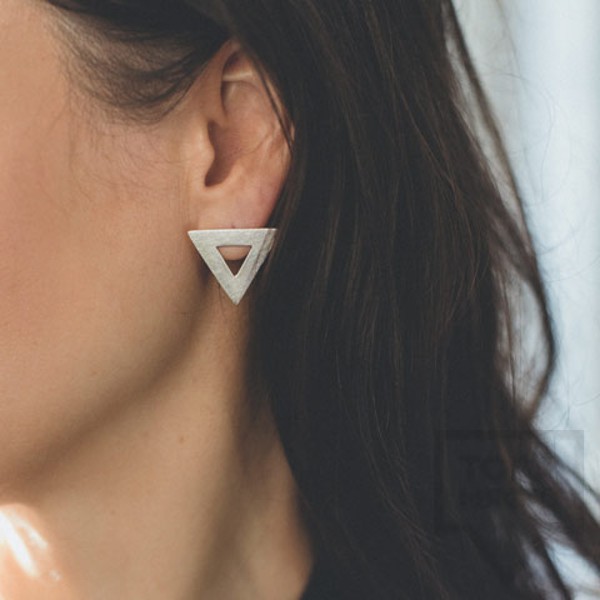 Сребърни обеци Feelosophy - bold триъгълник