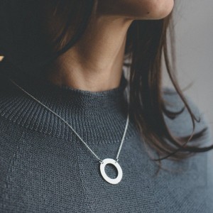 Сребърно колие Feelosophy - bold кръг