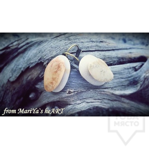 Ръчно изработени обеци From MariYas heART - светли камъни