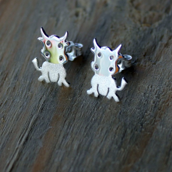 Ръчно изработени сребърни обеци Гаргорок - кравички