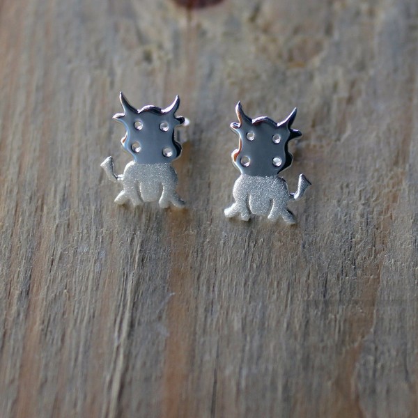 Ръчно изработени сребърни обеци Гаргорок - кравички