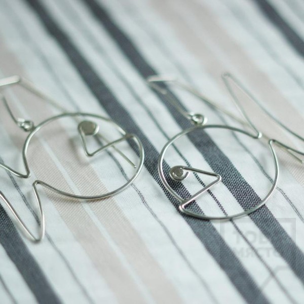 Ръчно изработени сребърни обеци Гаргорок - висящи рибоци