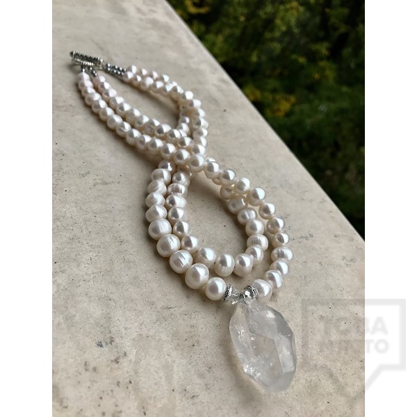 Ръчно изработено колие Jewellery by Emilya бели перли и планински кристал
