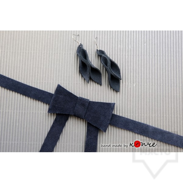 Чокър КОПЧЕ - тъмносин велур