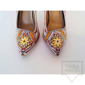 Дизайнерски дамски обувки Kareez Art Line - Народни шевици
