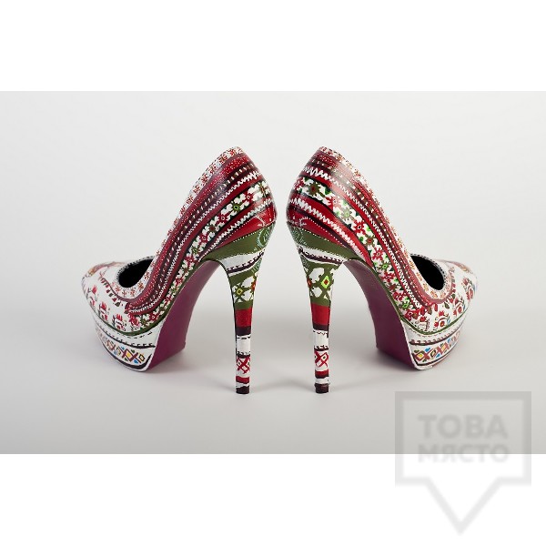 Дизайнерски дамски обувки Kareez Art Line - Носия
