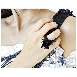 Колие LXA - island