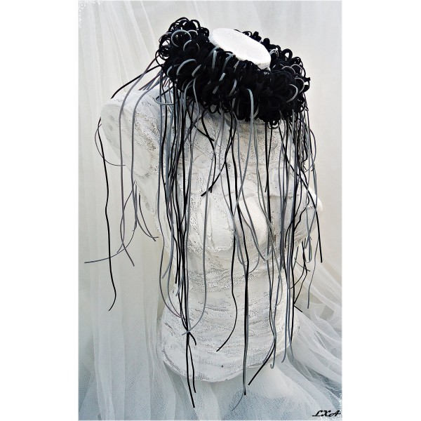 Ръчно изработено колие LXA - Dripping Flower