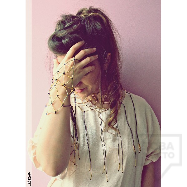 Ръчно изработена гривна LXA - sunsutra