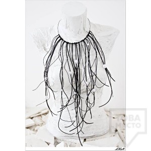 Дизайнерско колие LXA - Leather Pearls