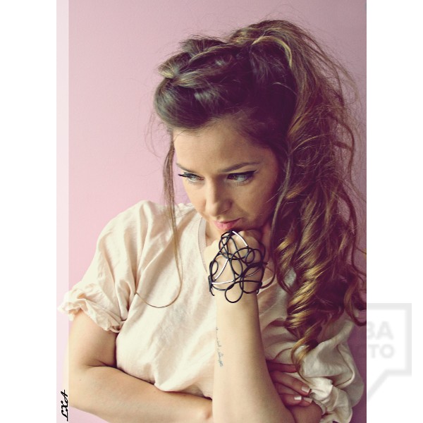 Ръчно изработена гривна LXA - iCloud