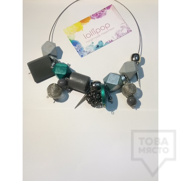 Ръчно изработено колие Lollipop - дървени топчета и висулки - златно и сребърно