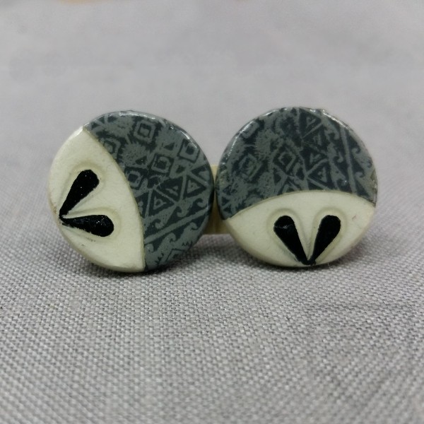 Ръчно изработени обеци Markiza - Black Petals