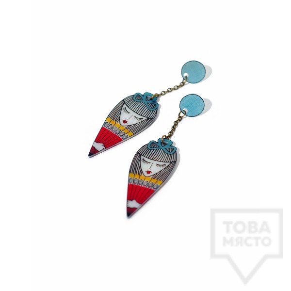 Дизайнерски обеци Mihha - Girl with a fan