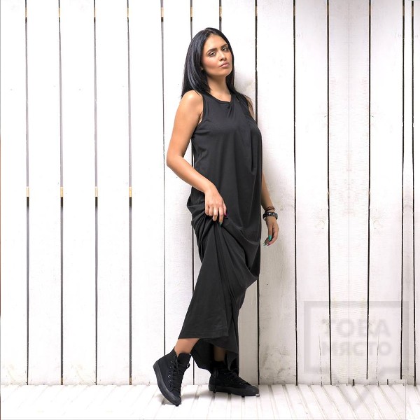 Дизайнерска рокля My Magenta - long simple black