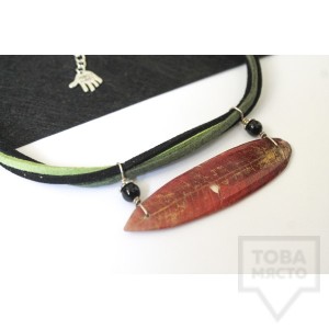 Дизайнерско колие Nimeria Shop - Everlasting Bouquet - green and red choker