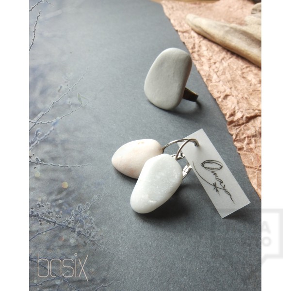 Висящи обеци Omaya - бял камък