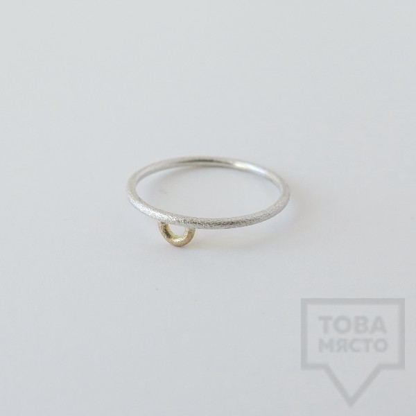 Сребърен пръстен Pin - със златен елемент 3 сребрист