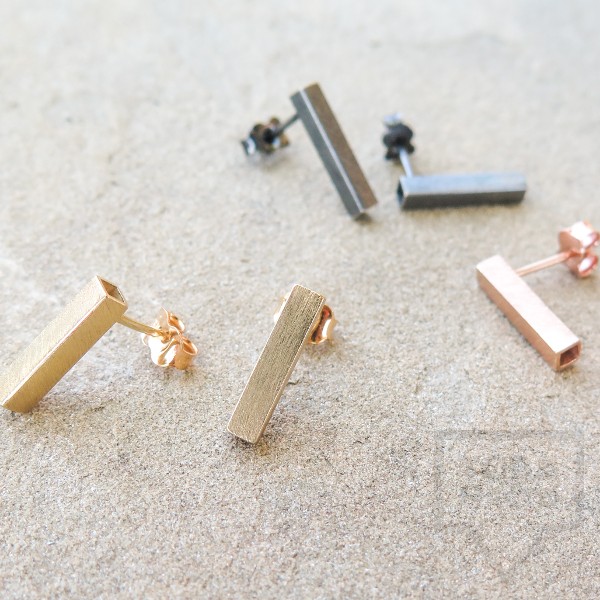 Сребърни обеци квадратна тръбичка Pin - жълто злато