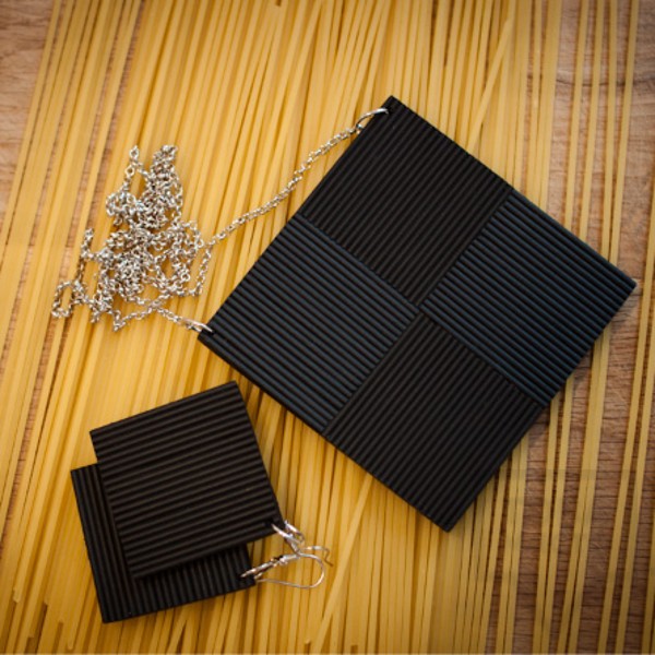 Ръчно изработено колие Tarra - black fierte