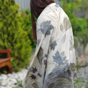 Копринен шал The Bucket-Elven star