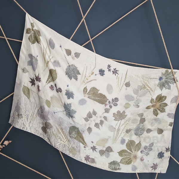 Копринен шал The Bucket-Elven star