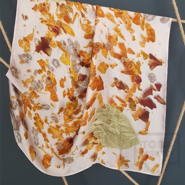 Копринено фишу The Bucket-Moria