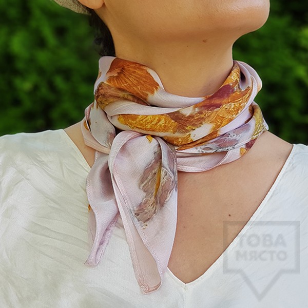 Копринено фишу The Bucket-Moria