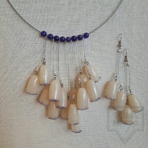 Колие ръчна изработка VelvetLeaves - clay bells purple