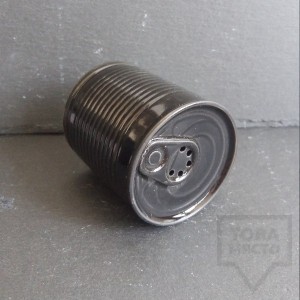 Ръчно изработена порцеланова солница - консерва - Korchev Design Studio - black