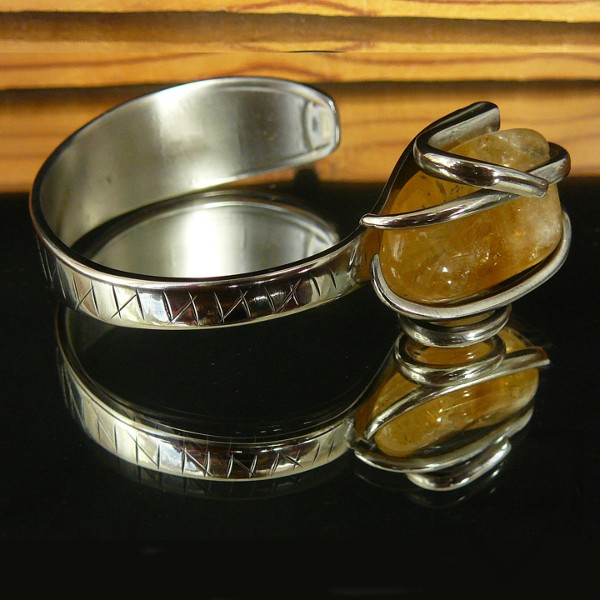 Ръчно изработена гривна Krasi&Iv - слънчева светлина - цитрин