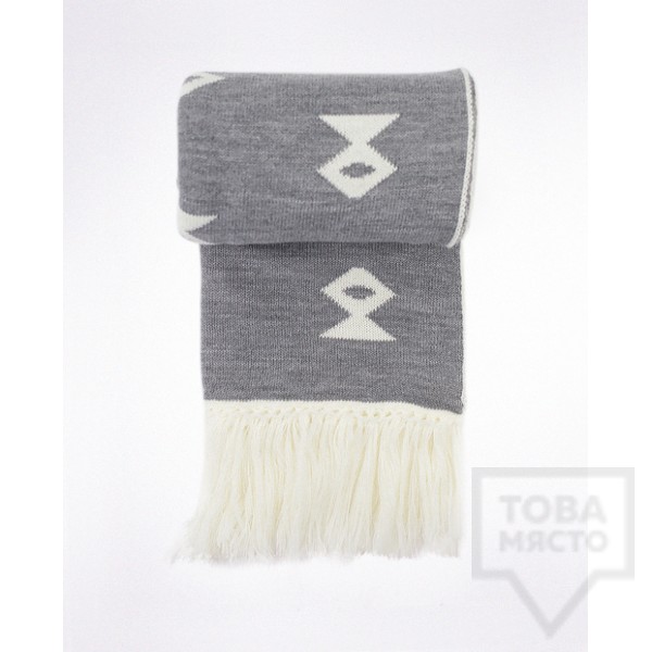 Дизайнерски зимен шал Shevitza- Chiprovtsi