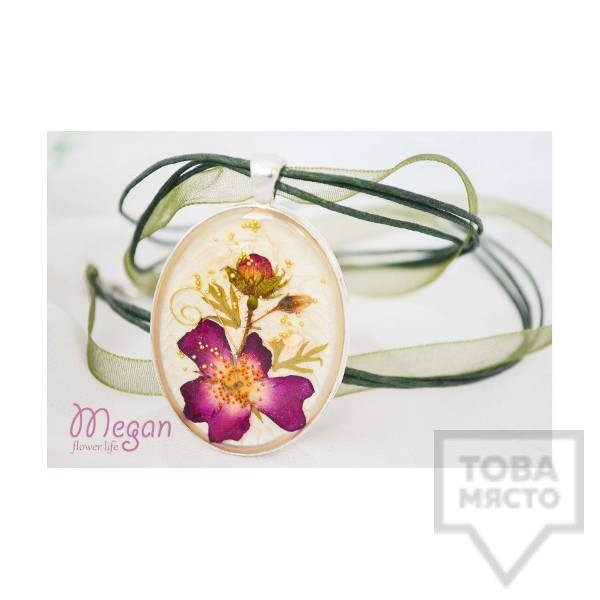 Дизайнерско колие MeganFlo - Композиция с роза