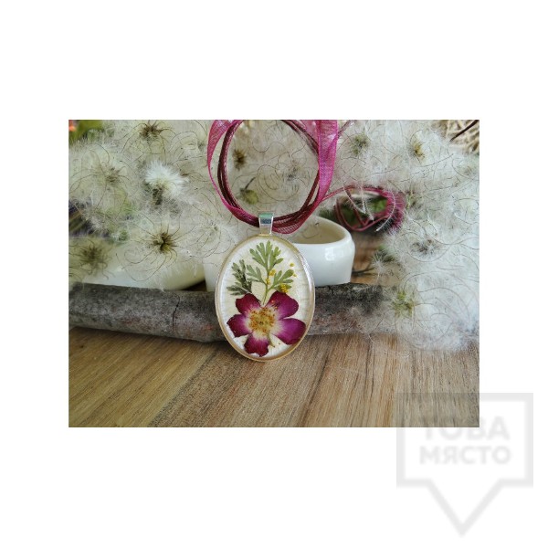 Дизайнерско колие MeganFlo - Композиция с роза